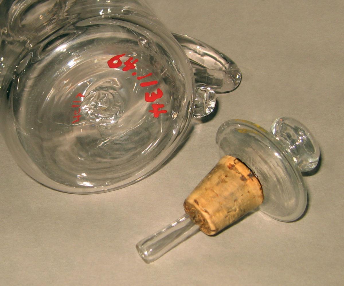 1964.1134 A, B Glass lamp filler (detail)