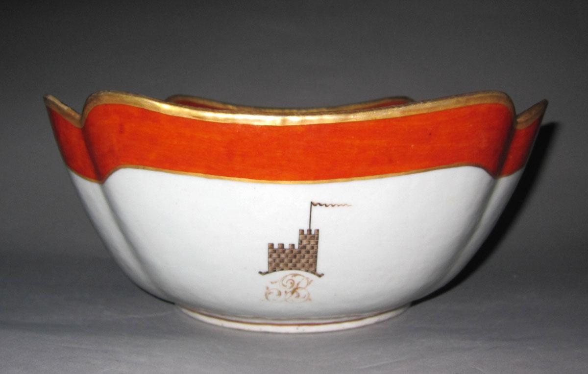 1964.2288.004 Porcelain salad bowl