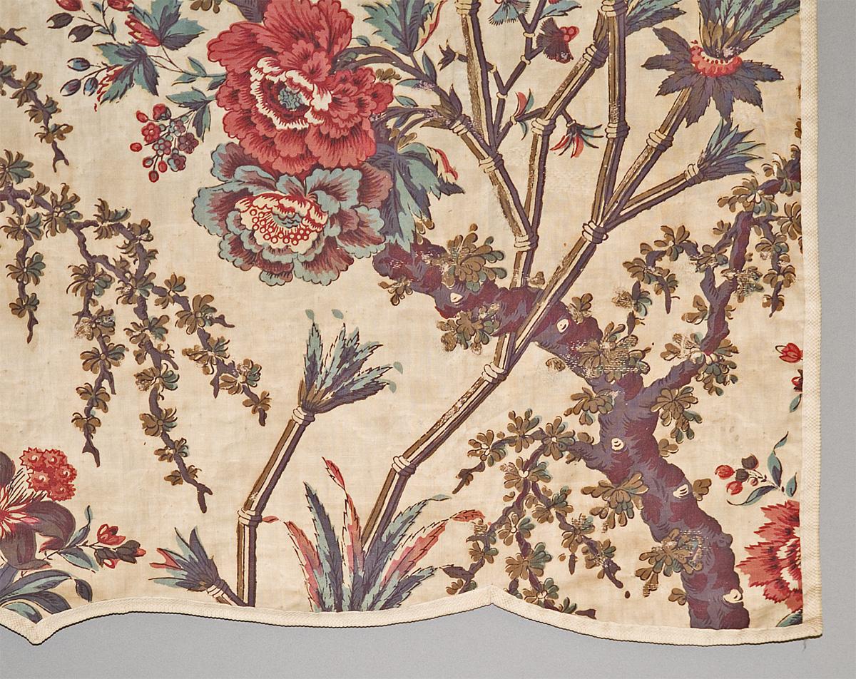 1955.0635.006 B bed hanging, valance detail