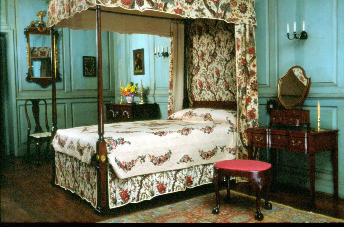 Room-Essex Room 1983