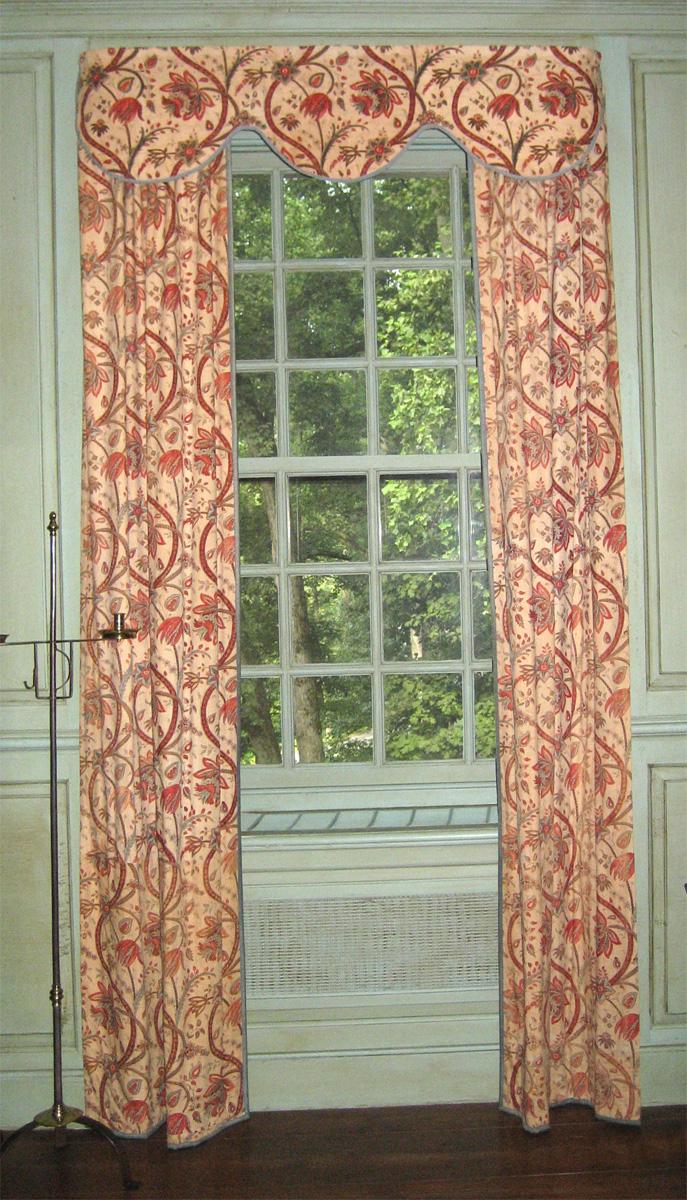 1955.0656.001 Side curtains and valance