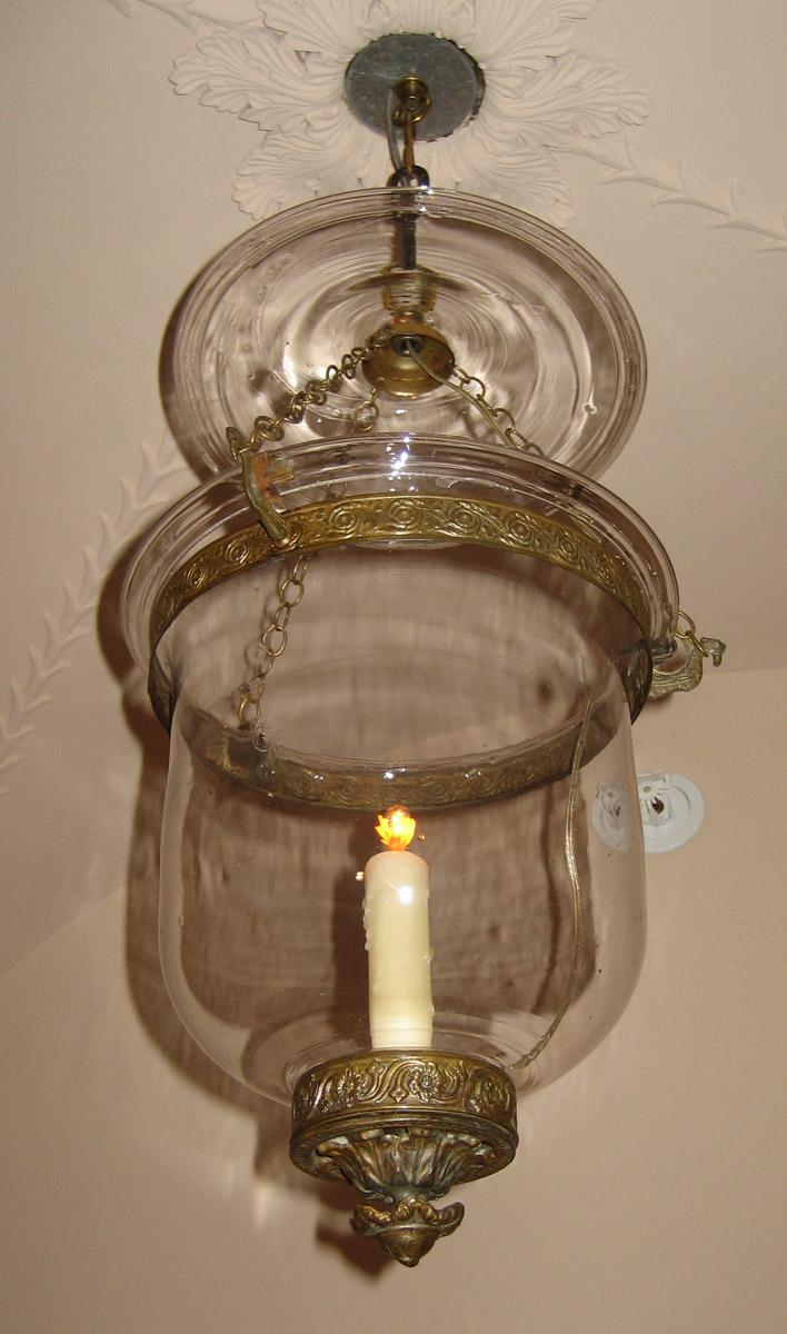 1964.1246 Lamp