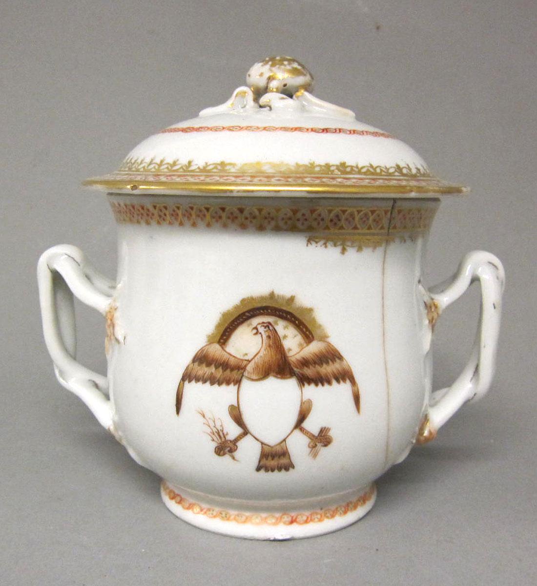 1964.1250.011 A,B Porcelain sugar bowl