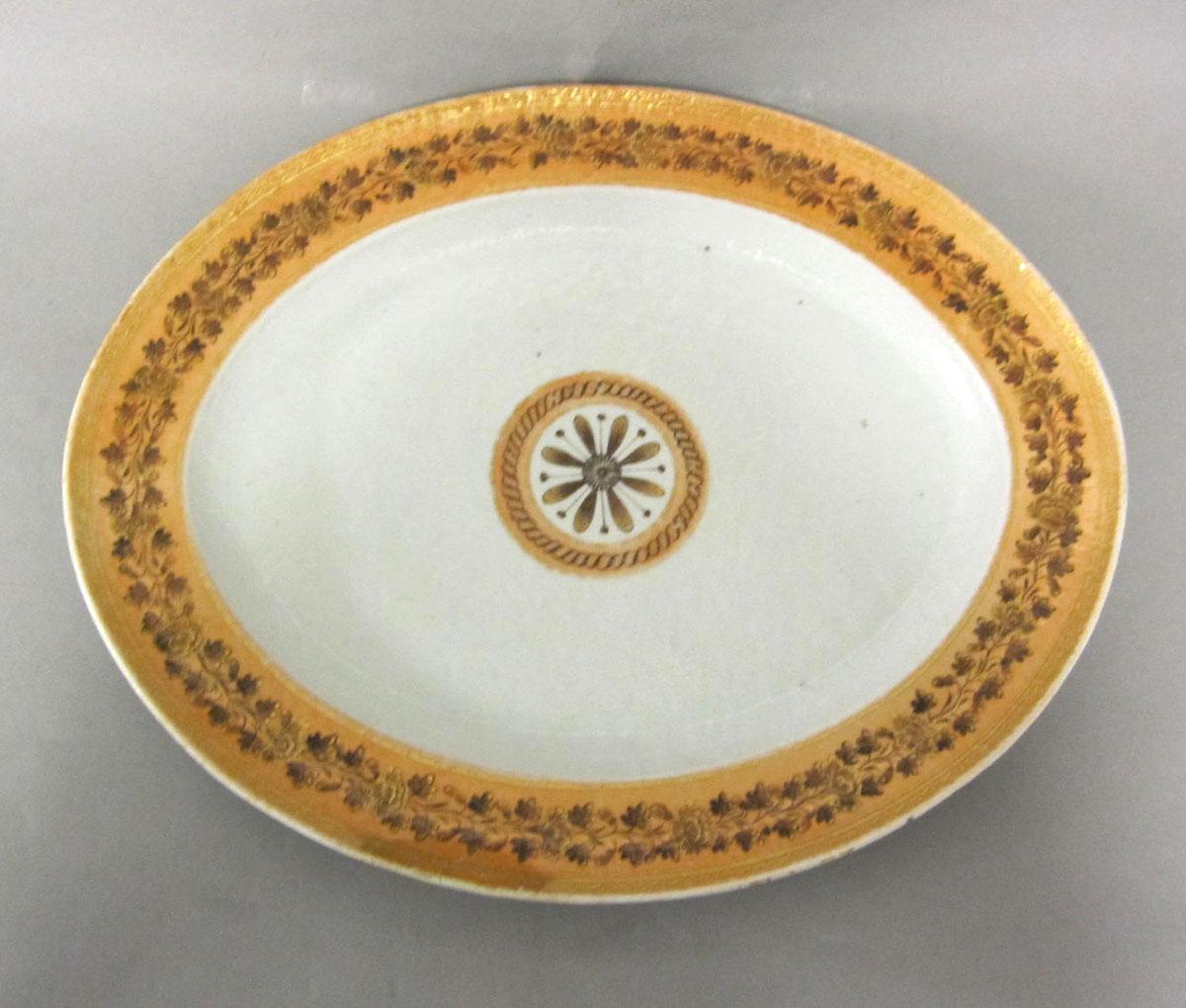 1964.1254.001 Porcelain platter