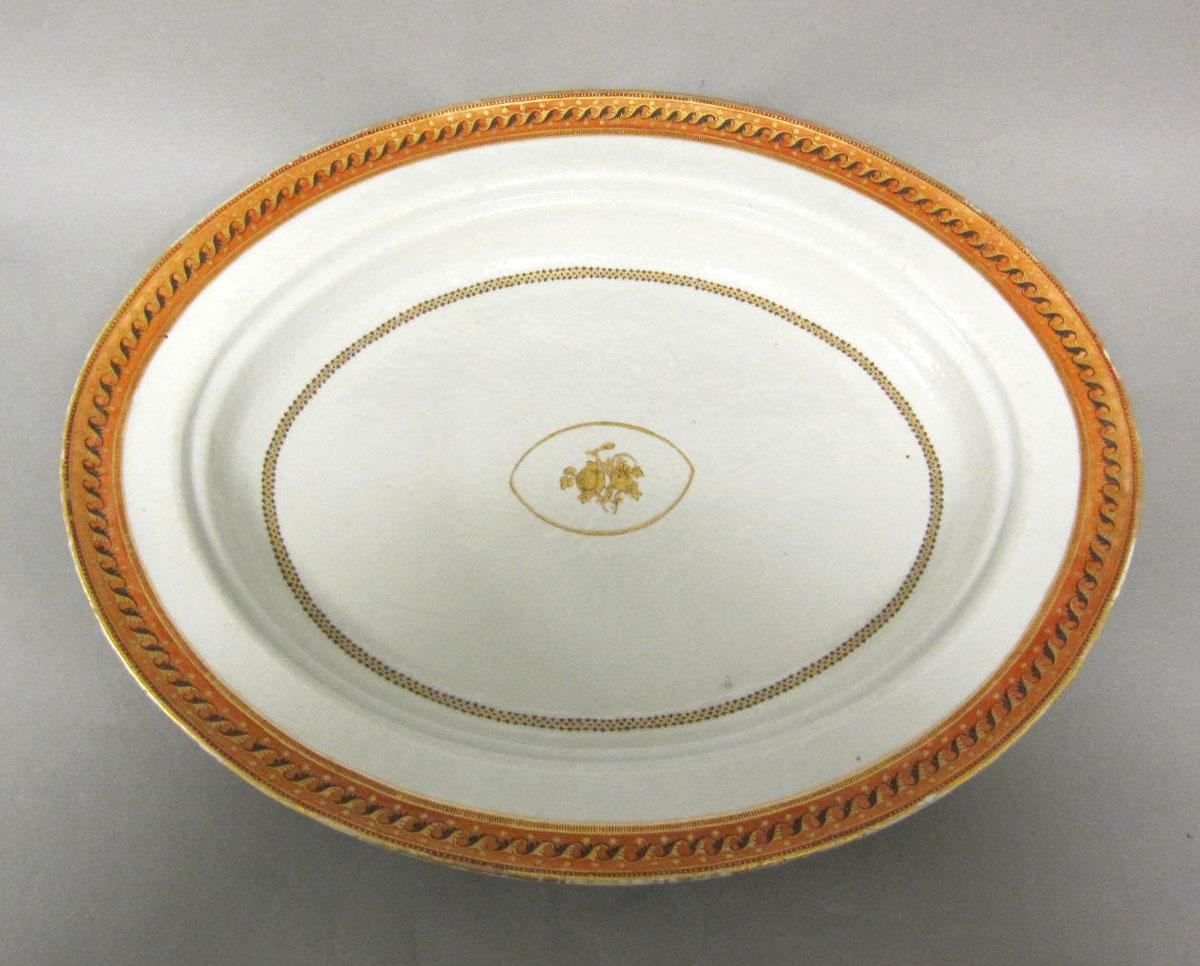1964.1256.004 Porcelain platter
