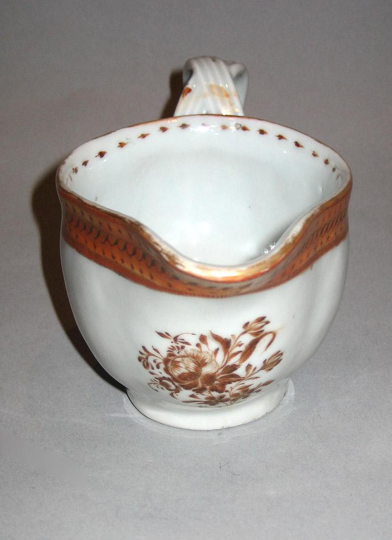 1964.1257.006 Sauceboat front