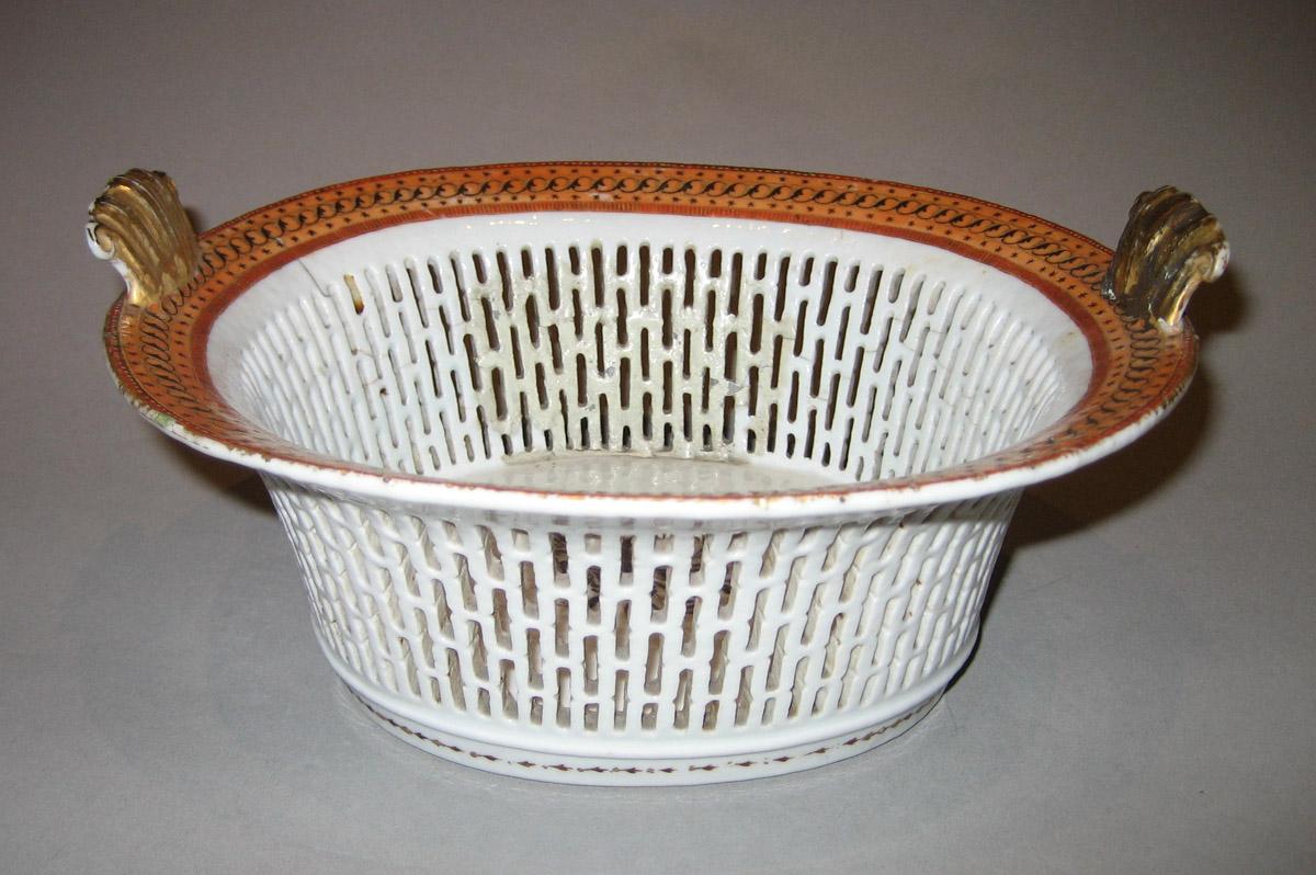 1964.1257.011 Basket