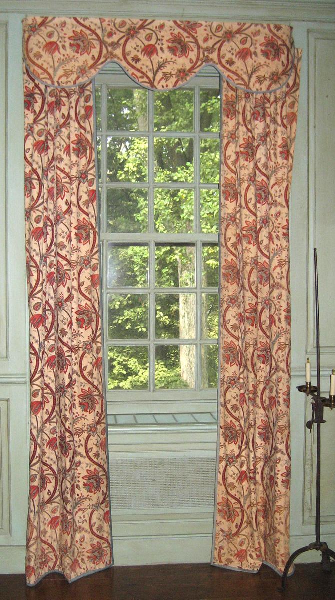 1955.0636.002 side curtains and valance