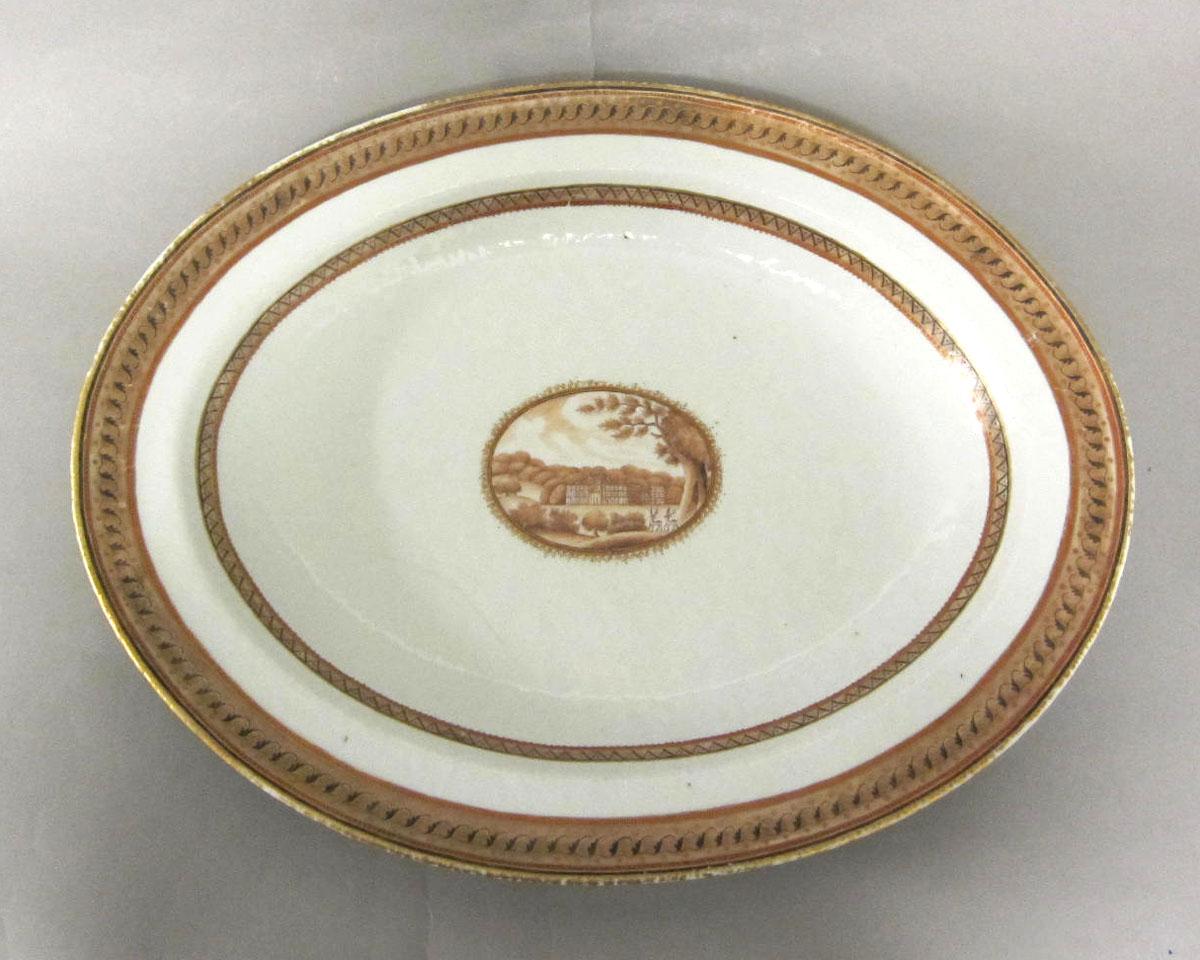 1964.1262.001 Porcelain platter