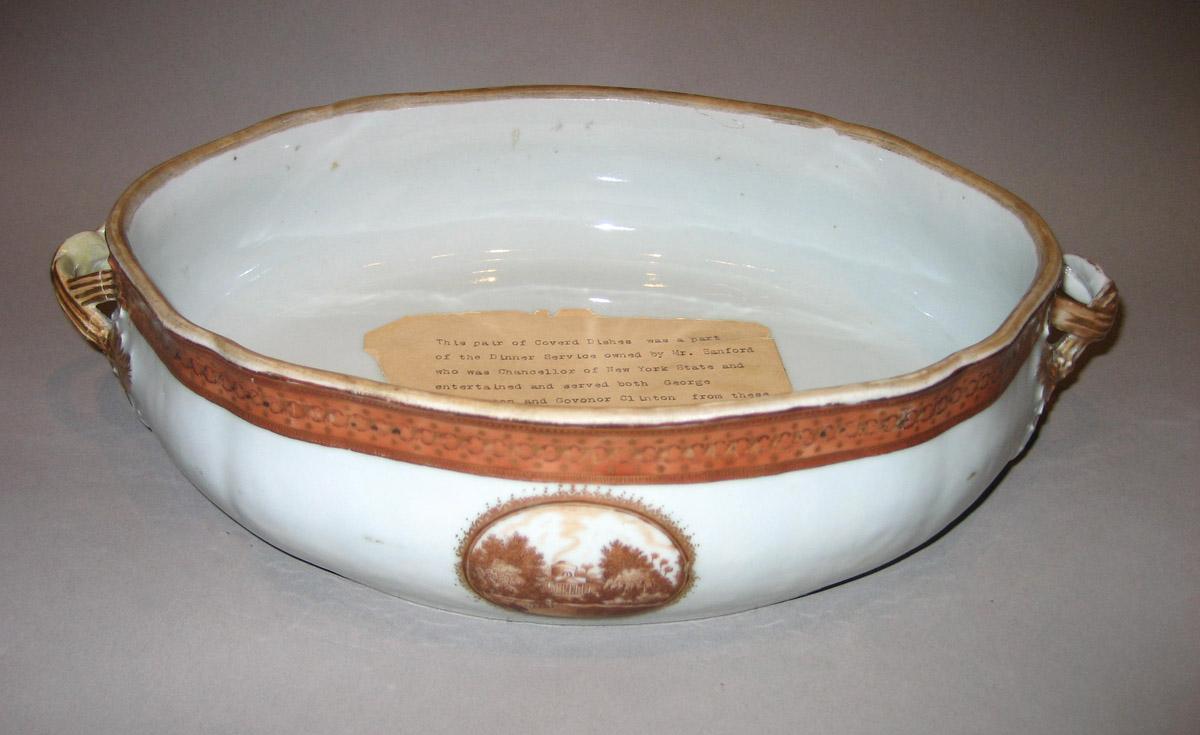 1964.1263.006 Dish