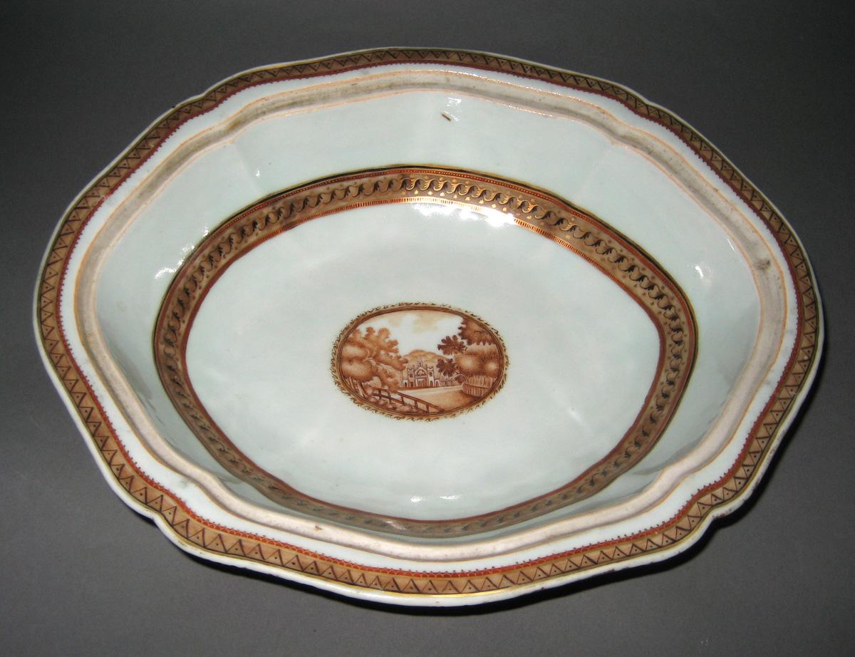 1964.1265.003 Dish