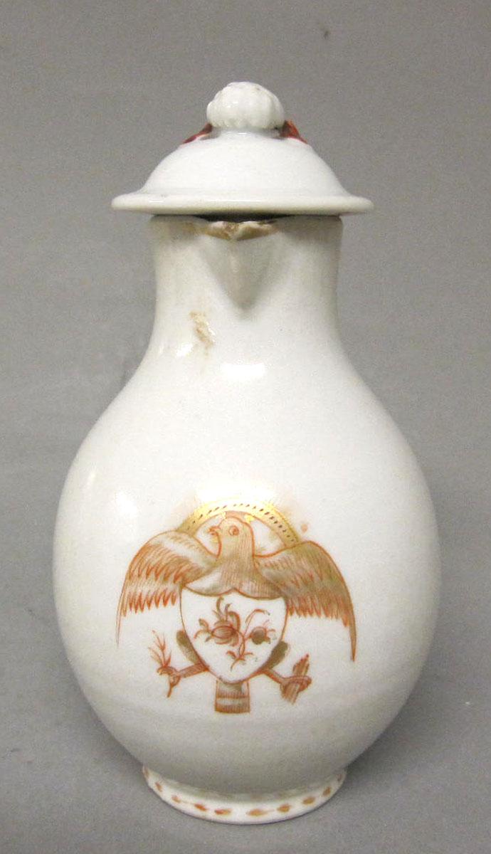 1964.1286.002 A,B Porcelain jug and cover medallion