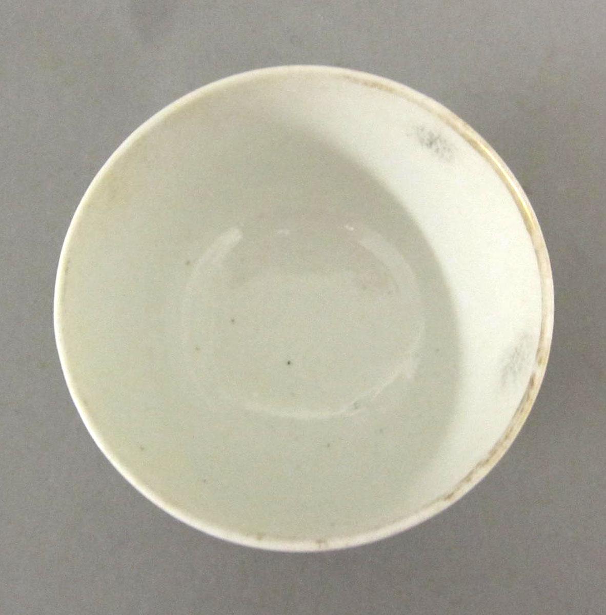 1964.1286.013 Porcelain teabowl top