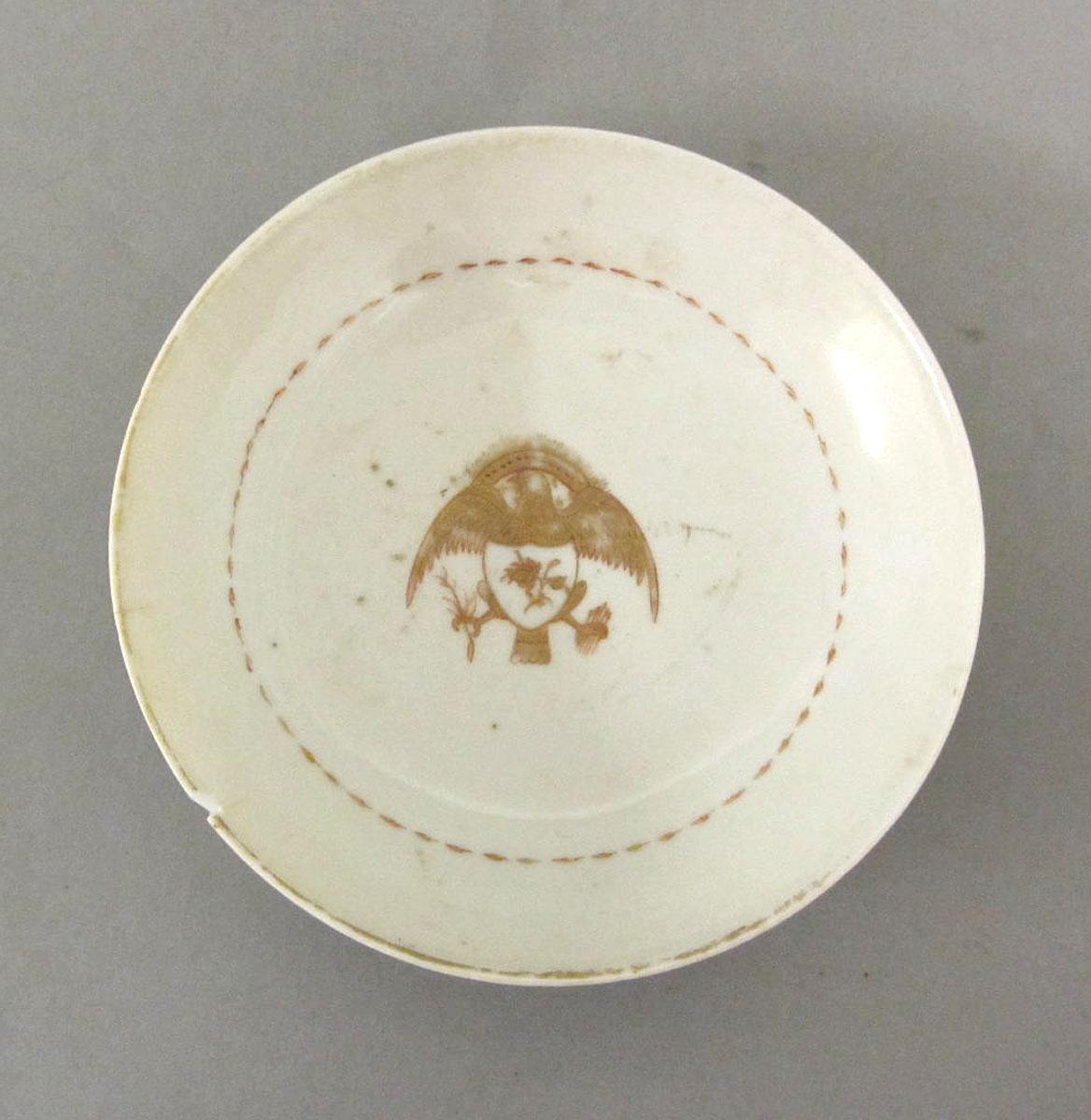 1964.1286.022 Porcelain saucer