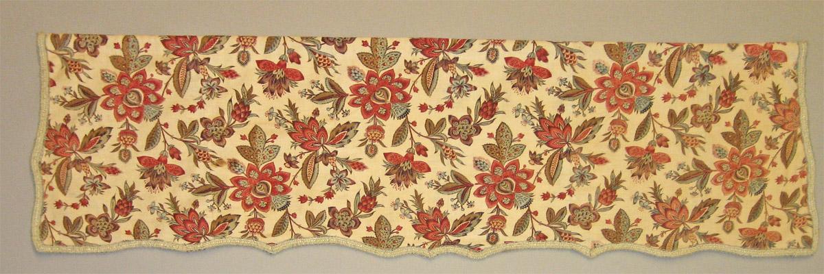1955.0637.004 B Bed hanging, valance