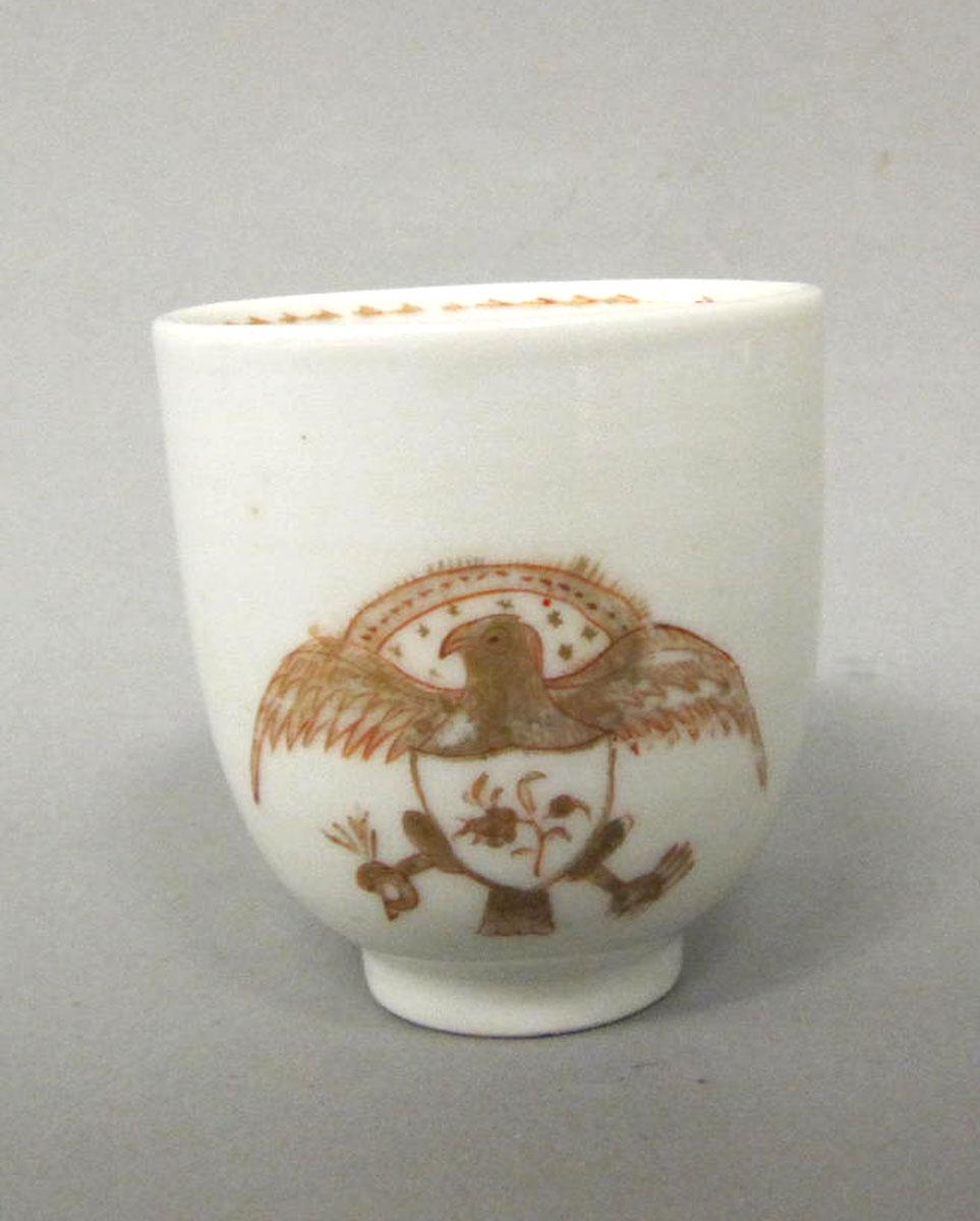 1964.1286.024 Porcelain coffee cup medallion