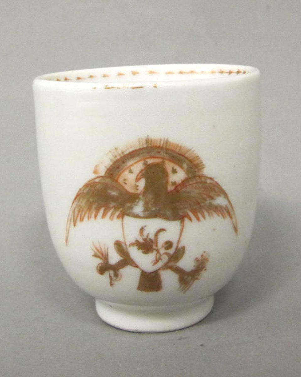 1964.1286.038 Porcelain coffee cup medallion