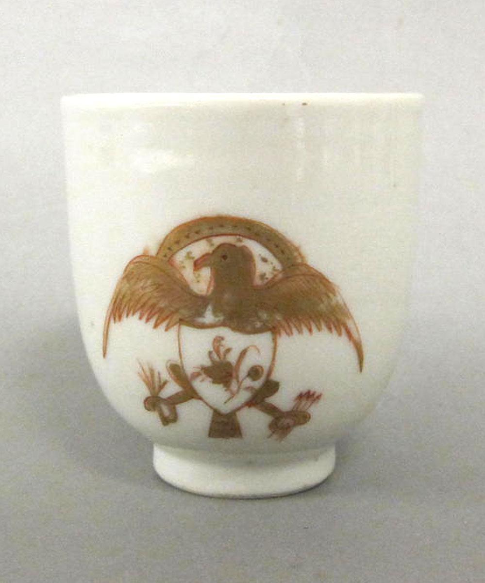 1964.1285.041 Porcelain coffee cup medallion