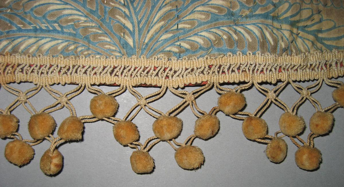 1955.0638 A, B Window hangings, side curtains detail 2
