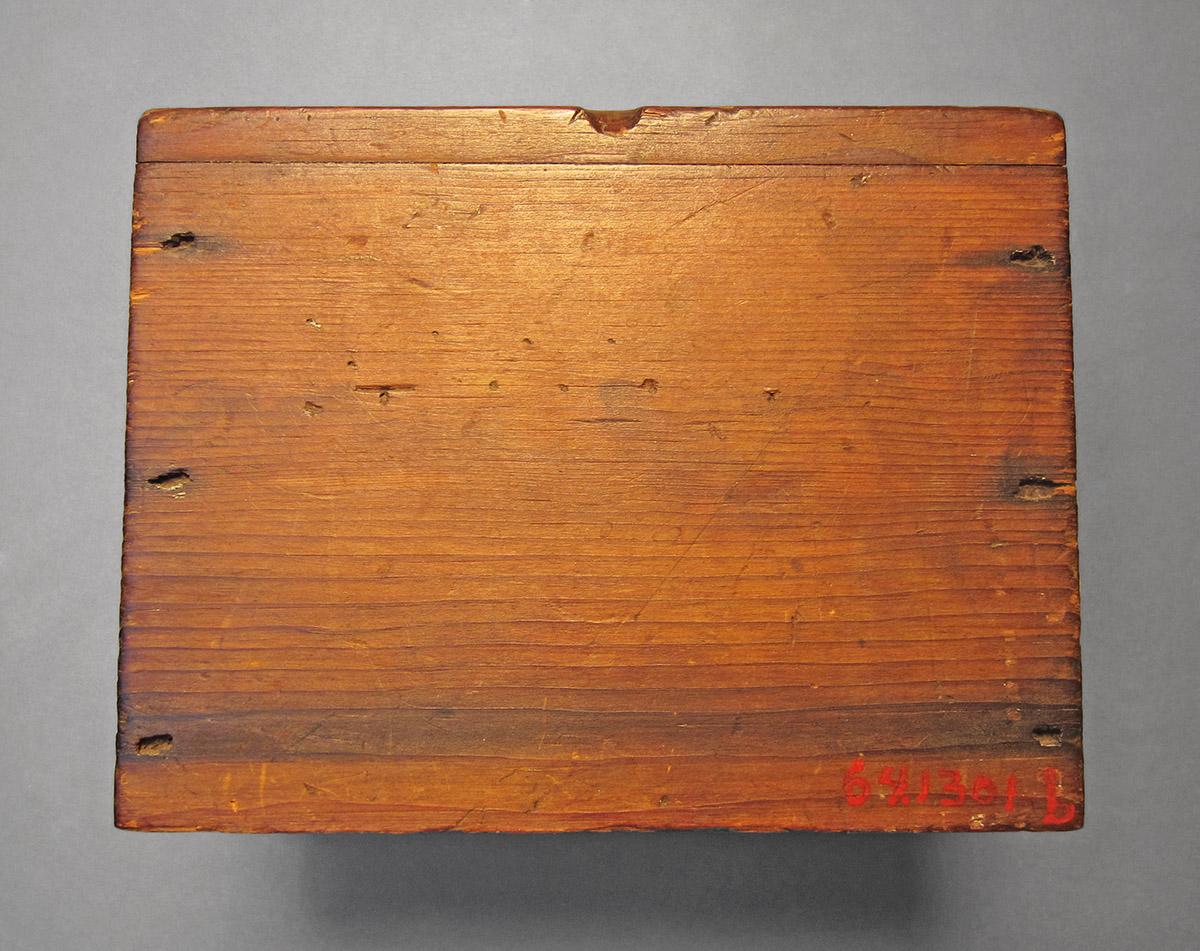 1964.1301 A, B, Hetchel, lid front