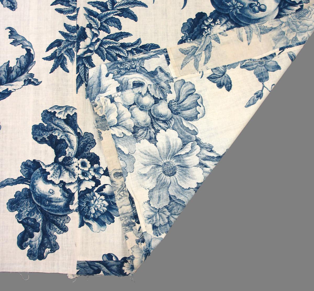 1955.0641.001 textile, printed folded corner