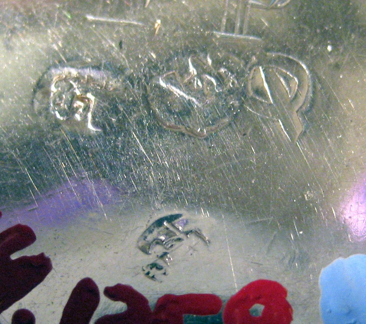 1964.1358 Silver Cup mark