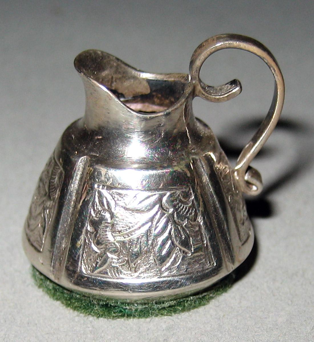 1964.1359.004 Silver Cream or milk pot