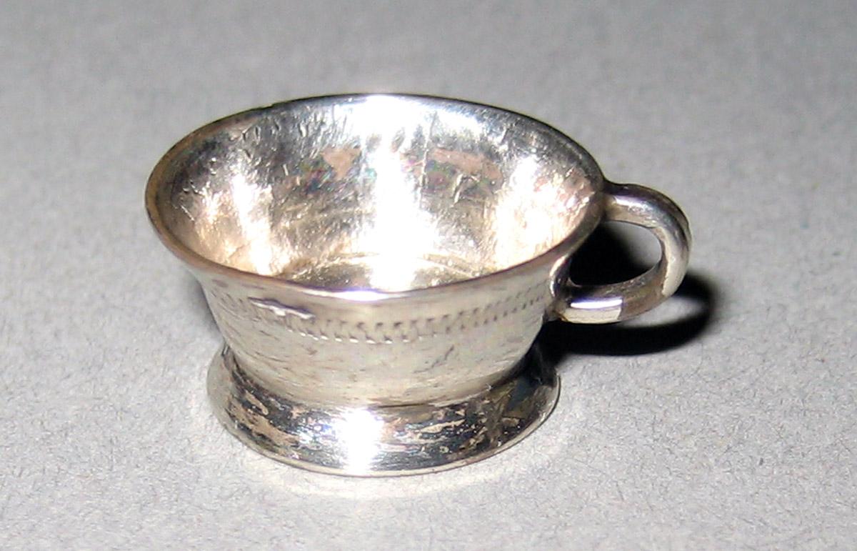 1964.1359.006 Silver Teacup
