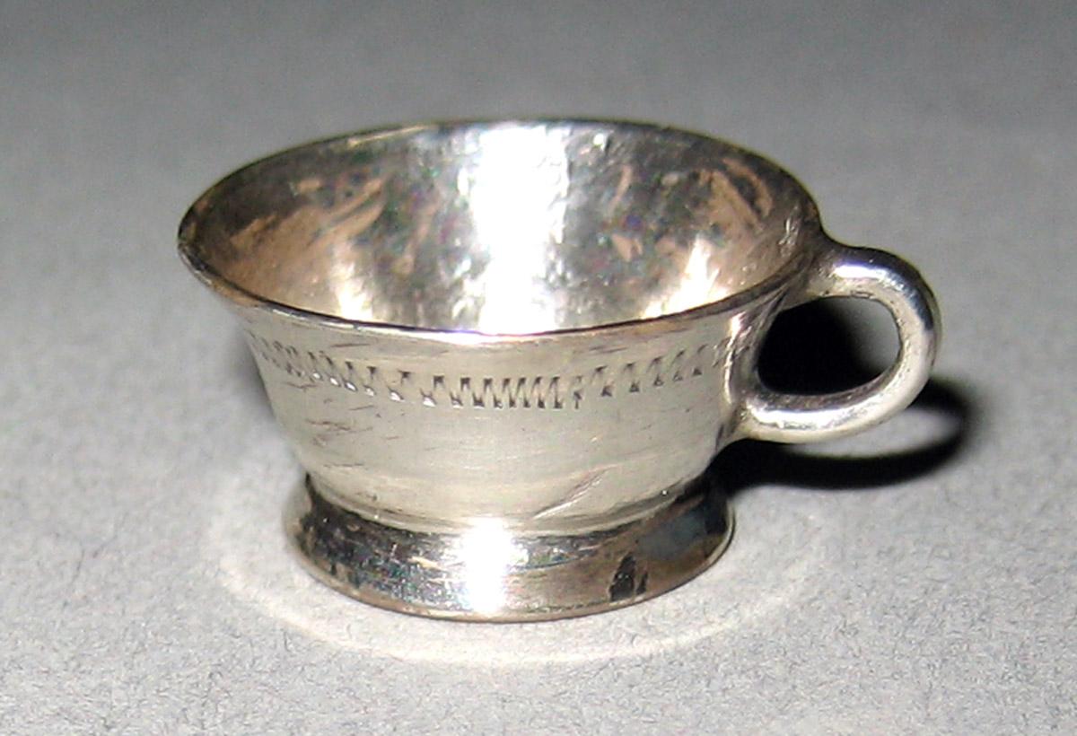 1964.1359.007 Silver Teacup