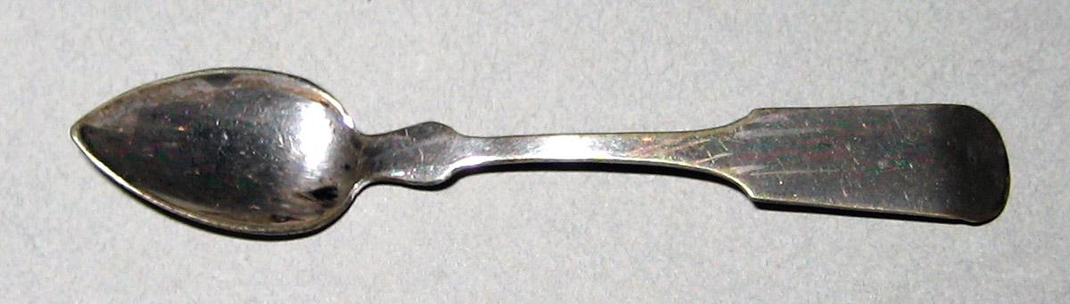 1964.1361 Silver Spoon upper surface