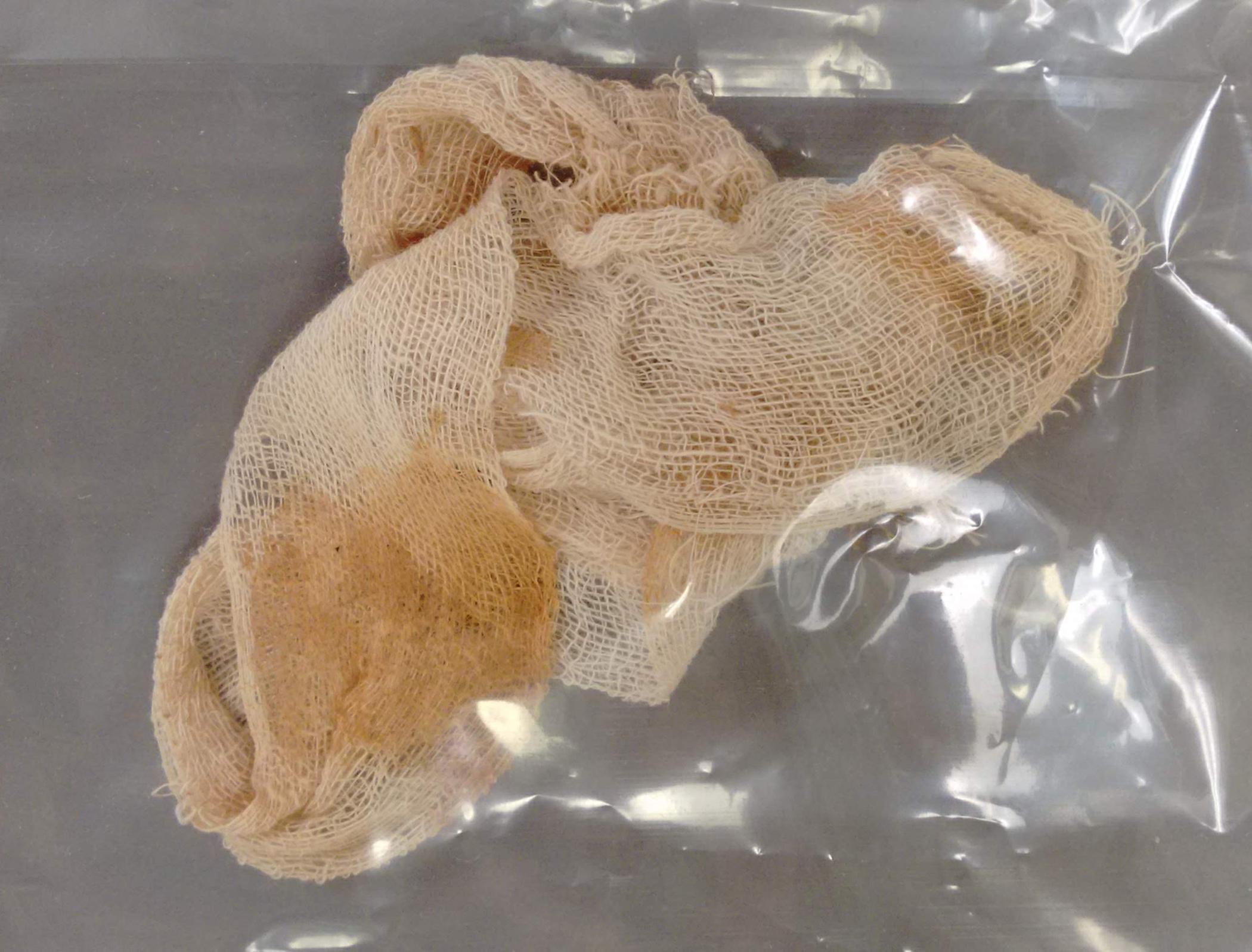 1964.1366 Doll, detail 2