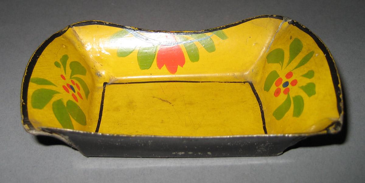 1964.1370 Tray