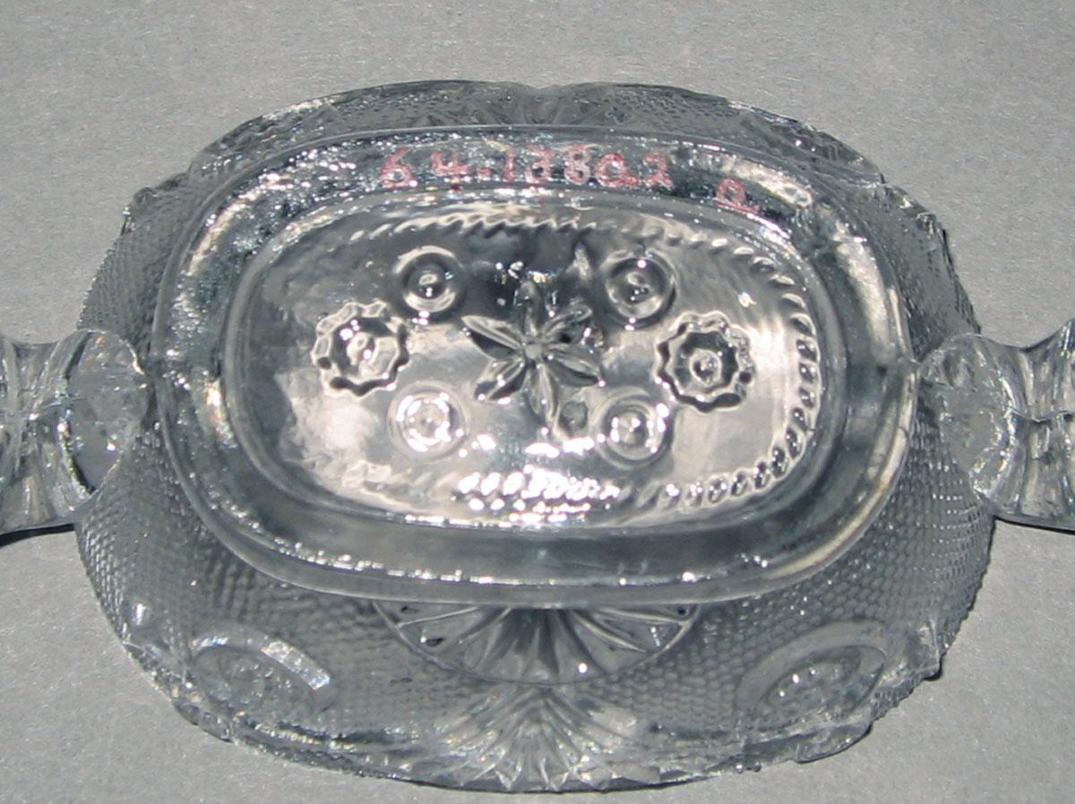 1964.1380.002 A, B Miniature glass tureen (underside)