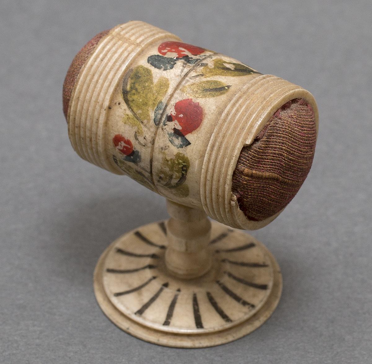 1964.1402 Minature Pincushion Stand