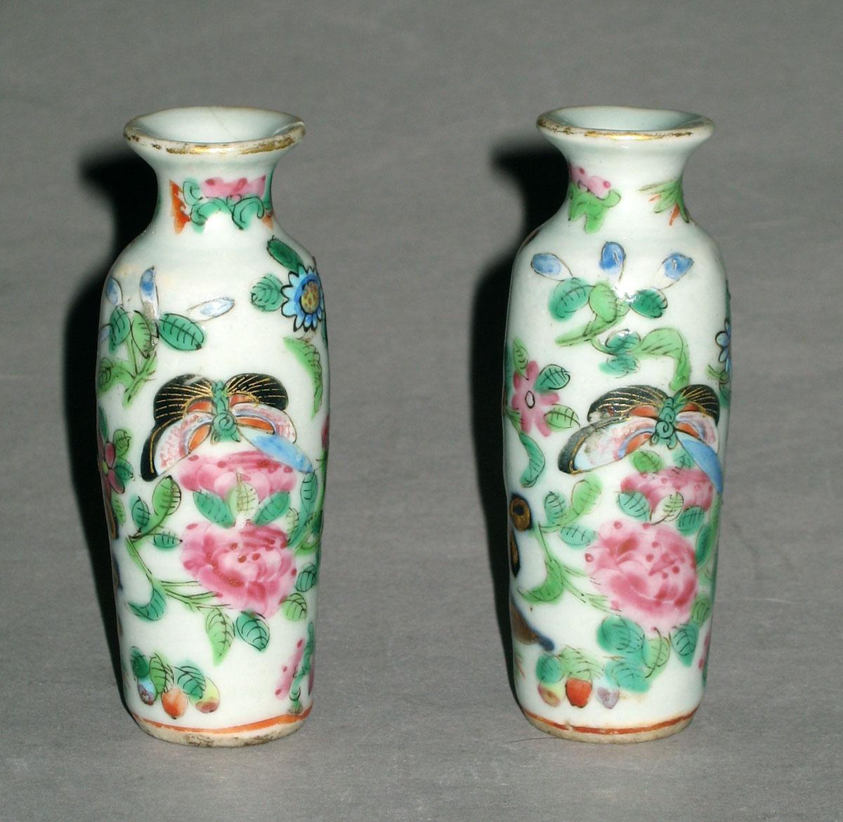 1964.1423.001, .002 Miniature porcelain vases