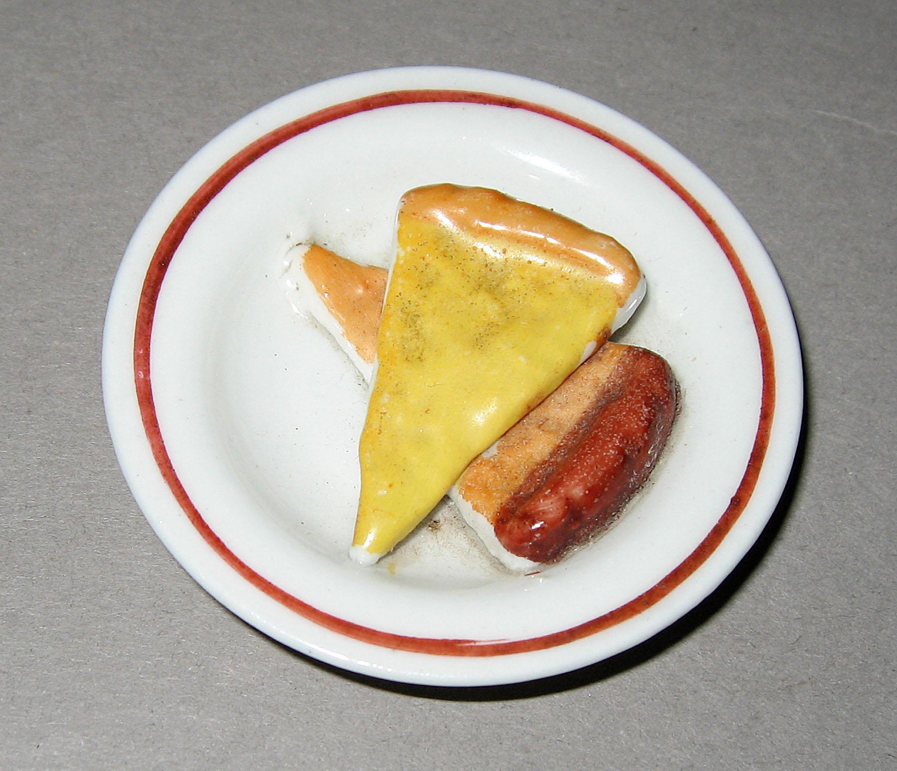 1964.1436.005 Miniature pie dish