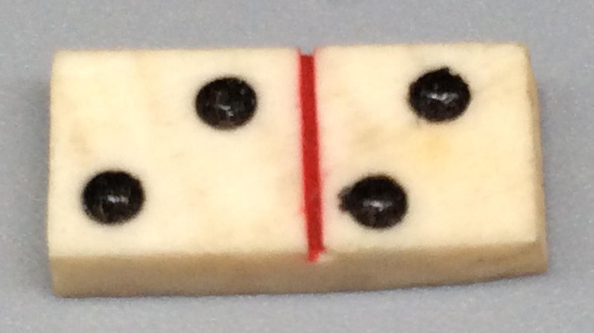 1964.1438 O Domino, view 1