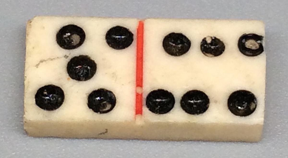 1964.1438 Z Domino, view 1
