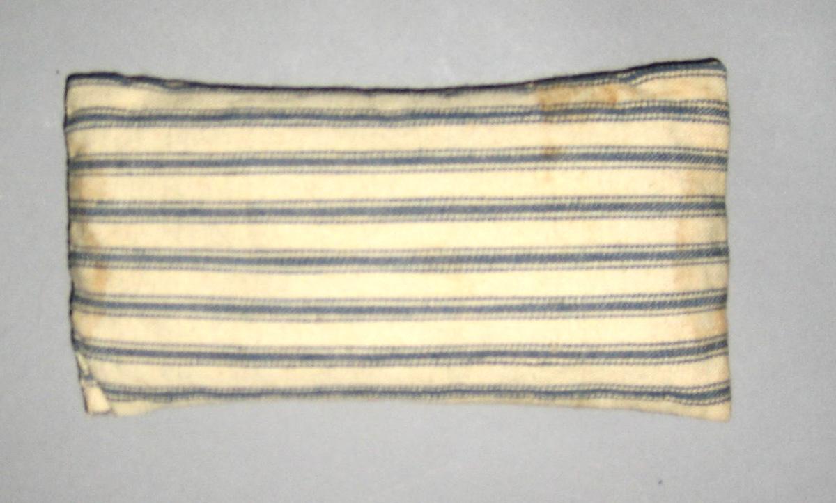 1964.1492 pillow