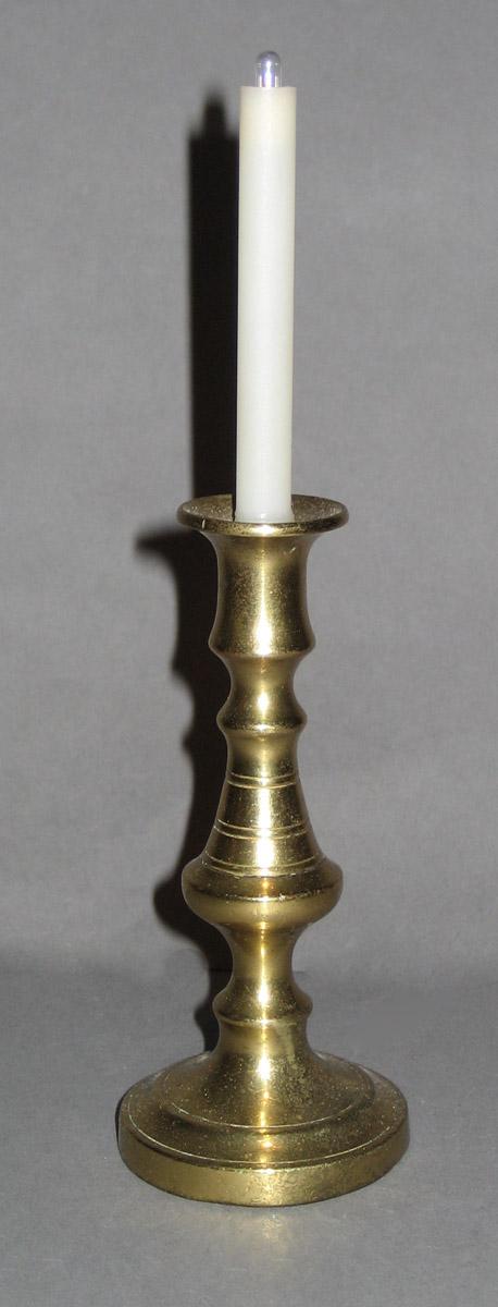 1964.1497.001 Candlestick