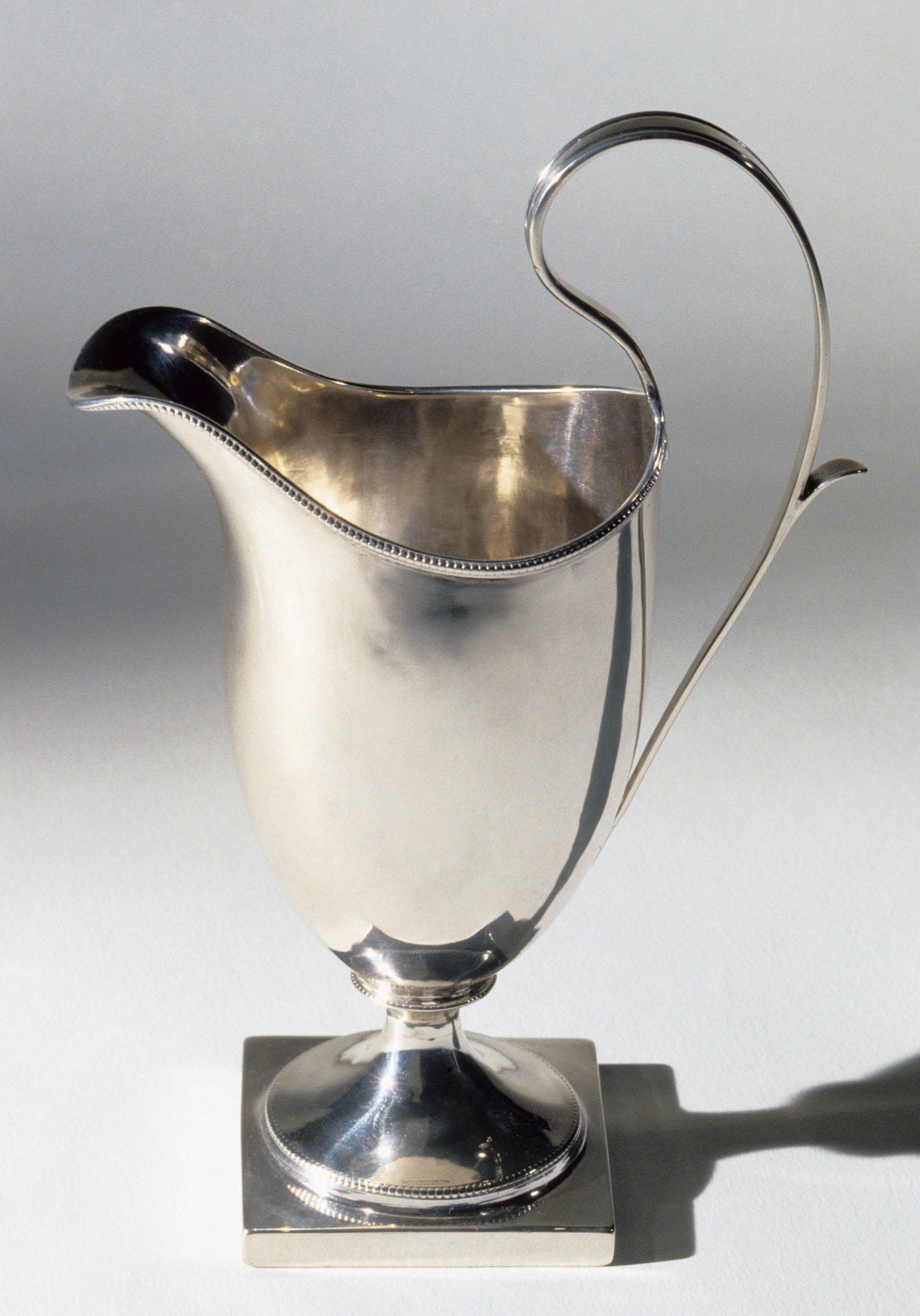 1964.1511.002 Cream Pot, Cream Jug, view 1