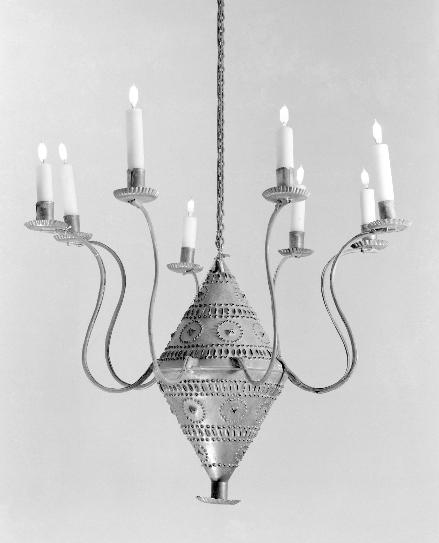 1964.1535 Chandelier, B+W