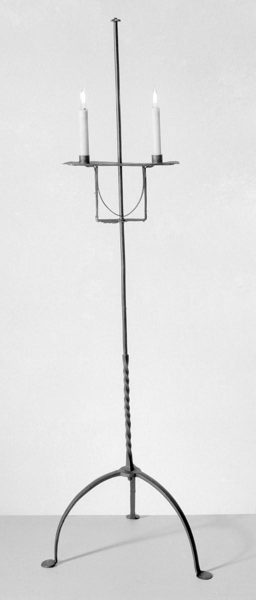 1964.1539 Candlestand