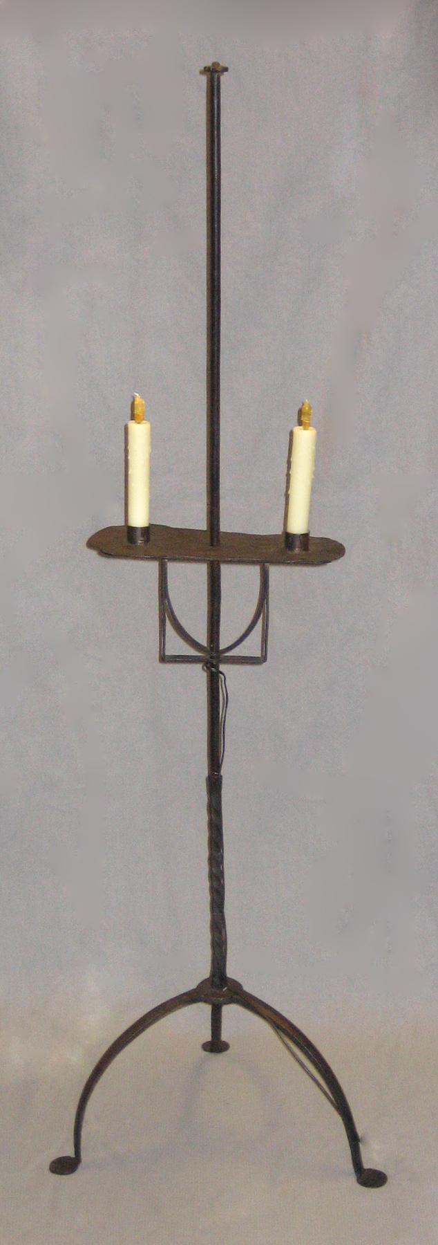 1964.1539 Candlestand (view 2)