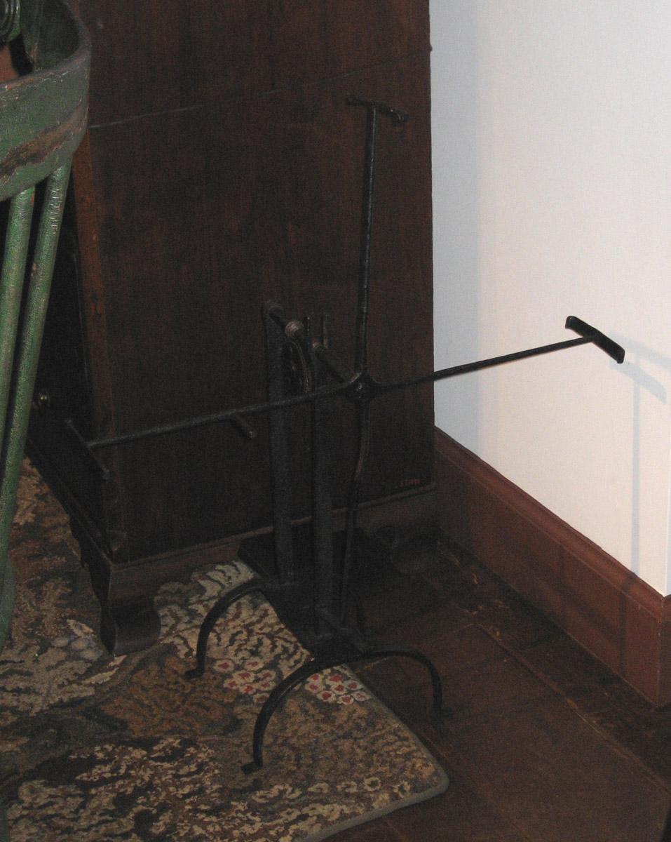 1964.1560 A, B Tool (for Textiles)