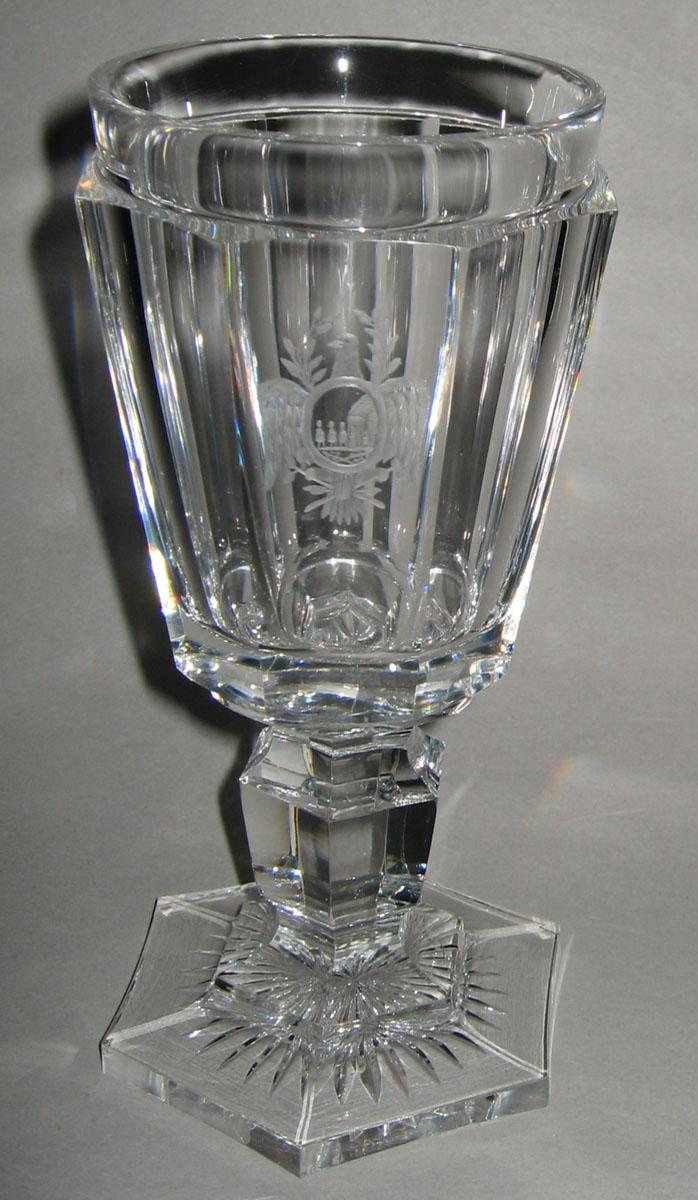 1964.1592.003 Glass goblet