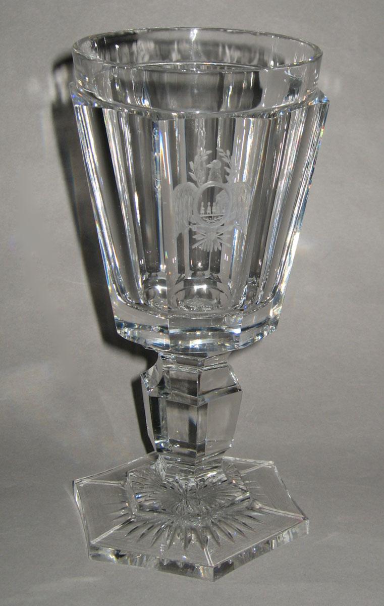 1964.1592.004 Glass goblet