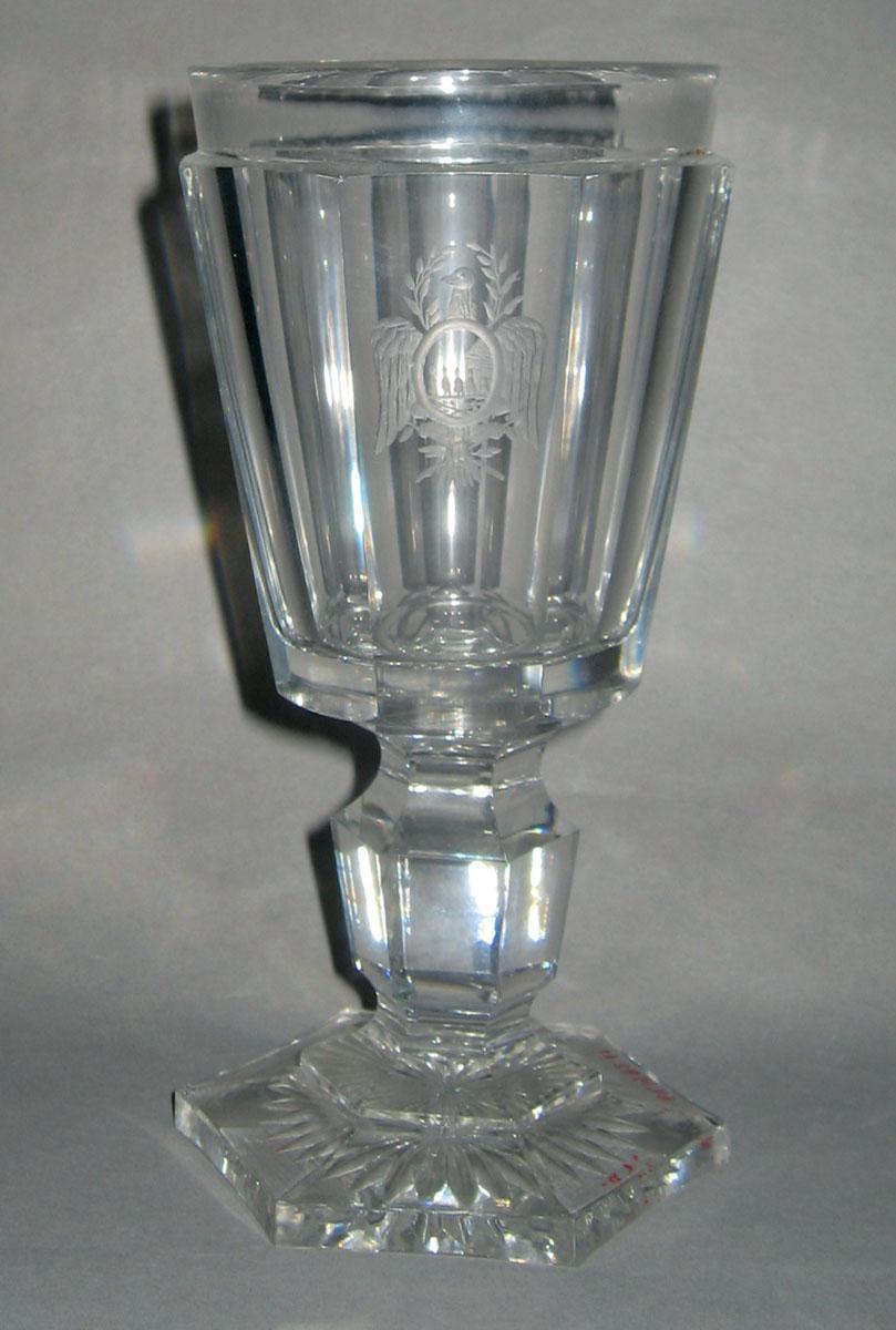1964.1592.011 Glass goblet
