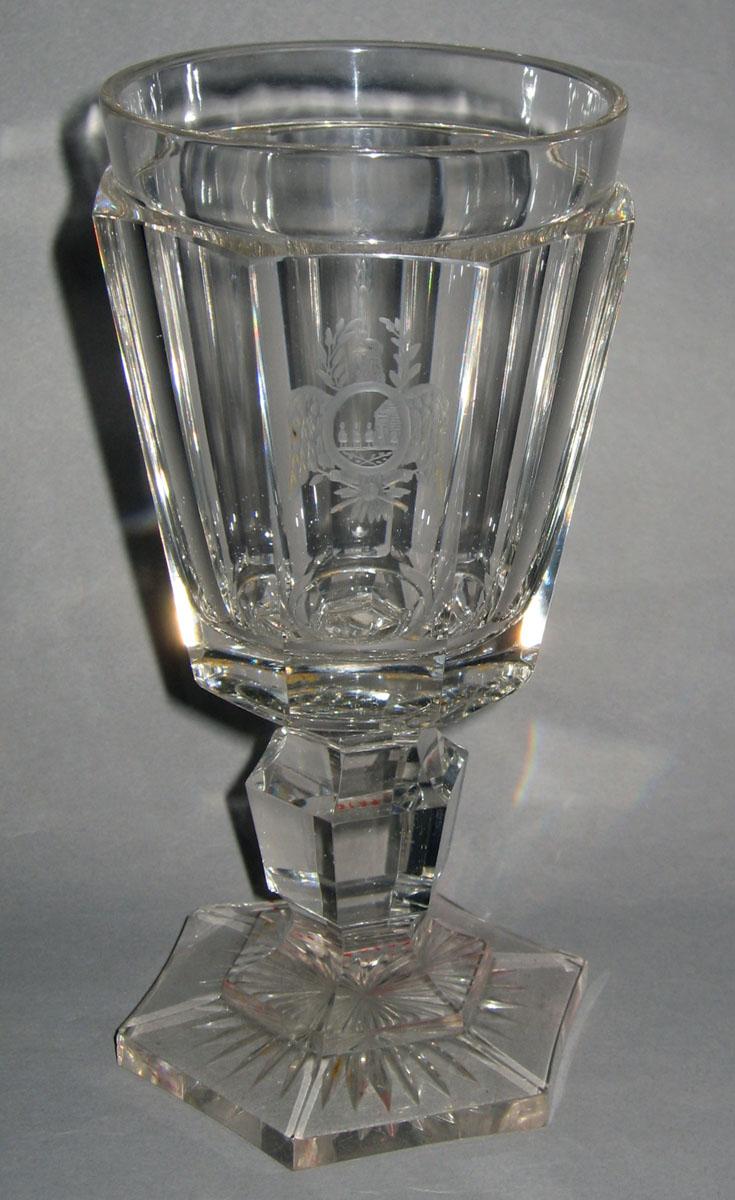1964.1592.013 Glass goblet