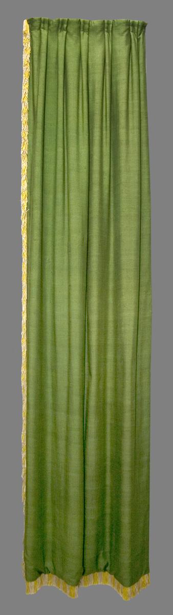 1955.0652.001 A Window Hanging, Side Curtain